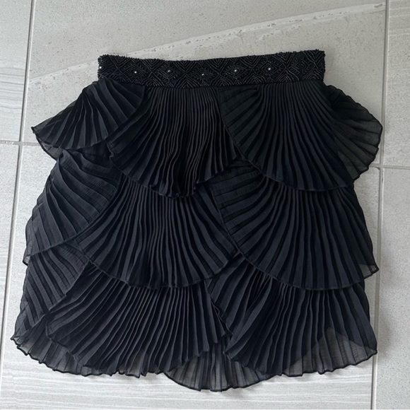 Marc Ellis Mini Skirt with Beaded Waist Small NWOT - Picture 4 of 4